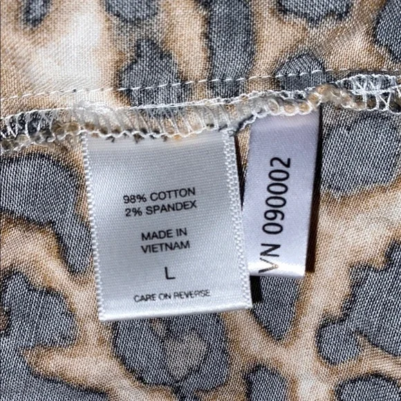 7th Avenue Design Studio New York & Company Leopard Print Button Down Top - Picture 8 of 8